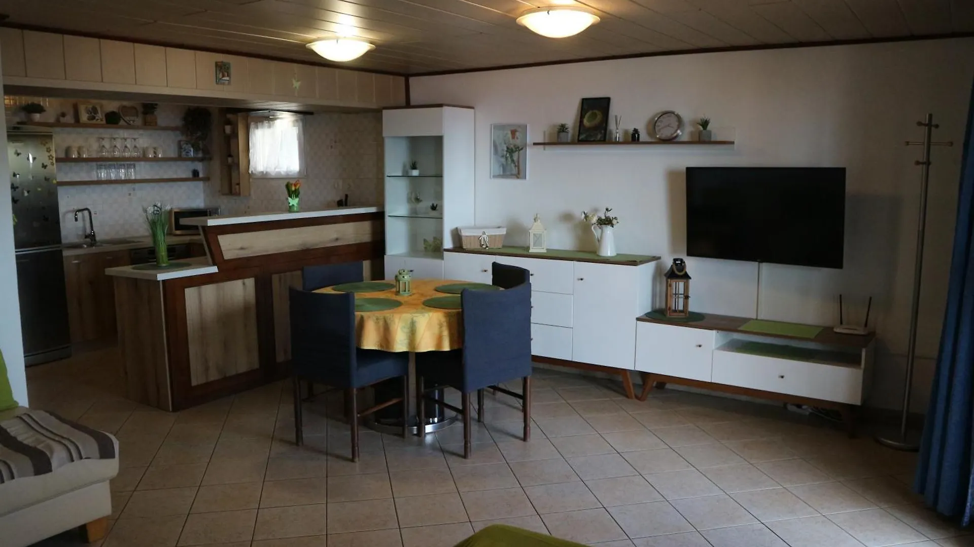 Apartments Komel Abbazia 0*,  Croazia