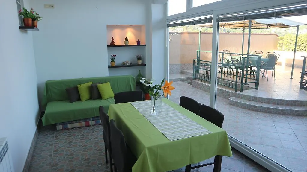 Apartments Komel Abbazia 0*,