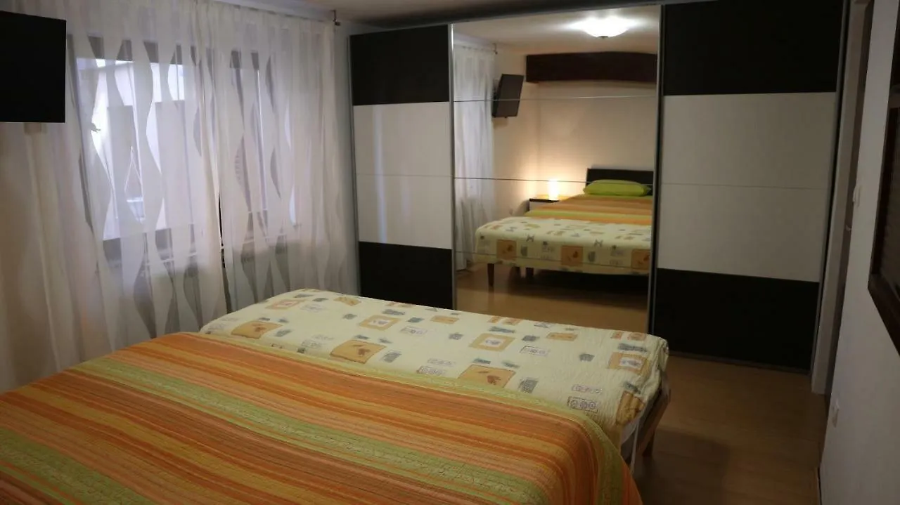 Apartments Komel Abbazia 0*,  Croazia